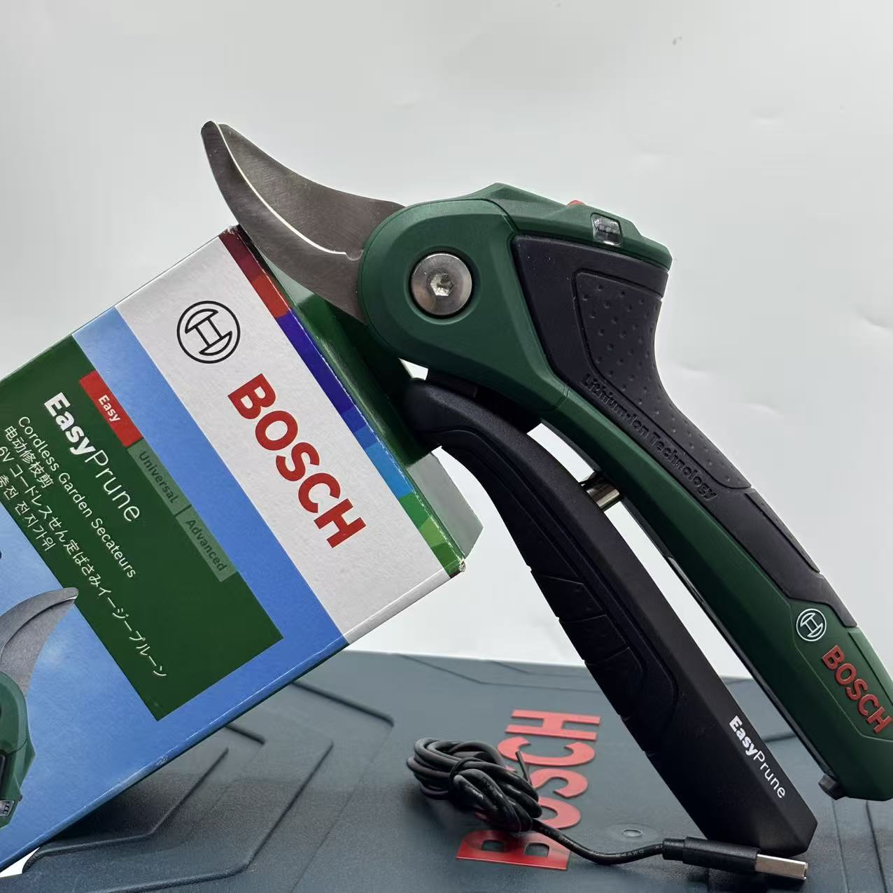 Bosch 3.6V Cordless Smart Prun - Smart Gardening 评论和价格
